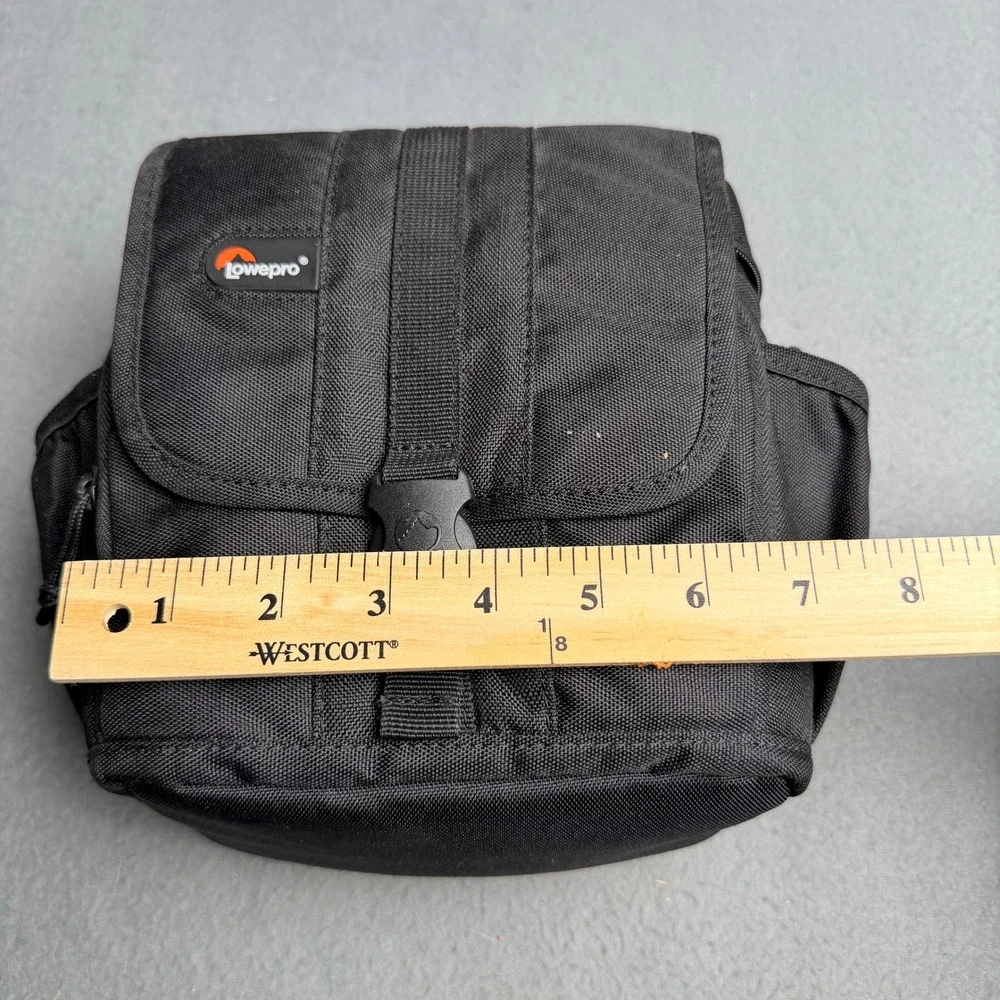 Lowepro Black Camera Bag Padded Orange Interior Shoulder Case with SD Slot